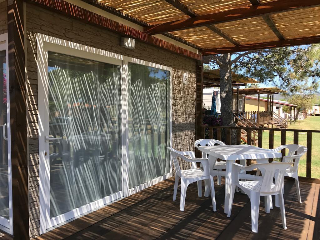 Camping Ermosa Посада Экстерьер фото